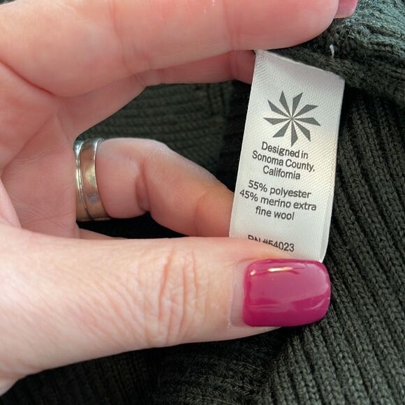 Athleta Dark Green Hanover V-Neck Knit Sweater Pullover XS - Picture 3 of 3